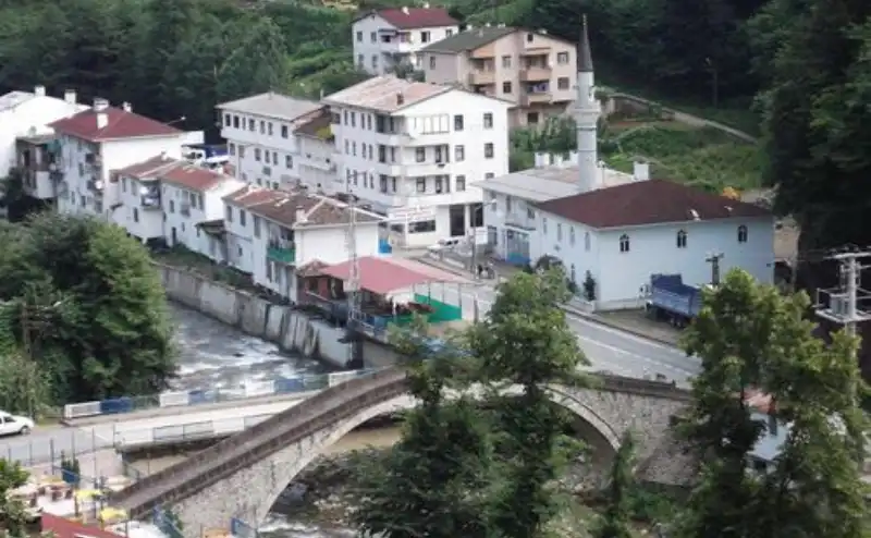 Güneyce (Varda)