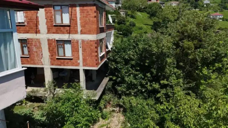 Derepazarı'nda Tarihi Kamışlar Artık Tehlike Saçıyor