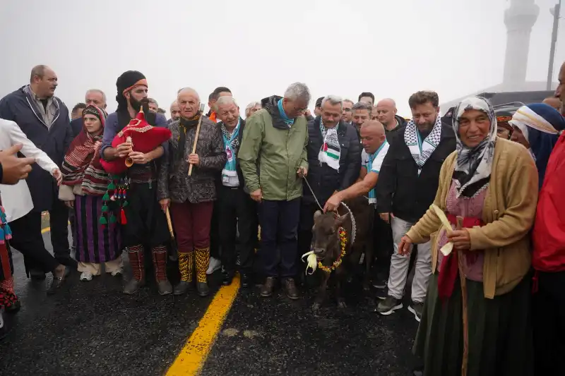 Ekşioğlu Vakfı’ndan Gazze’ye 5 Milyon