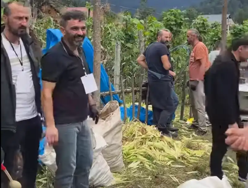 Ardeşen Deremezra’da Renkli Gelenek