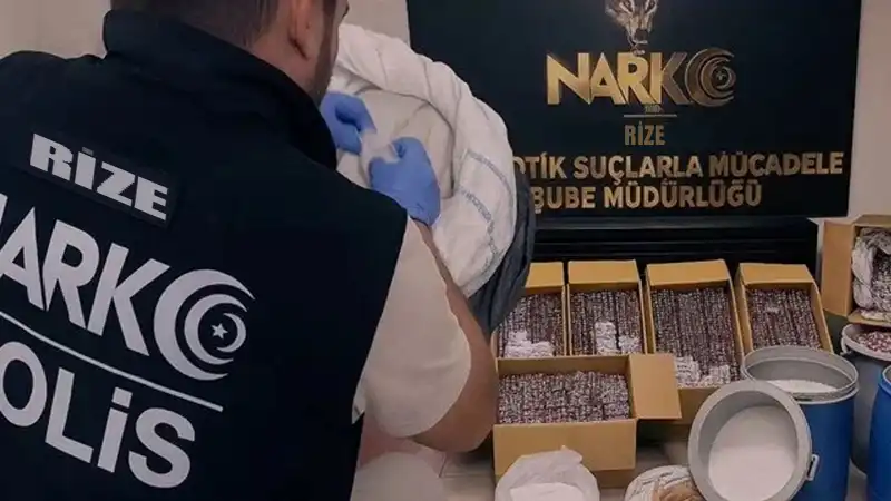 Rize'de Uyuşturucu Çetesine Ağır Darbe