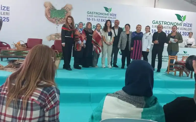 Yöresel Tatlıda İkizdere'ye Birincilik