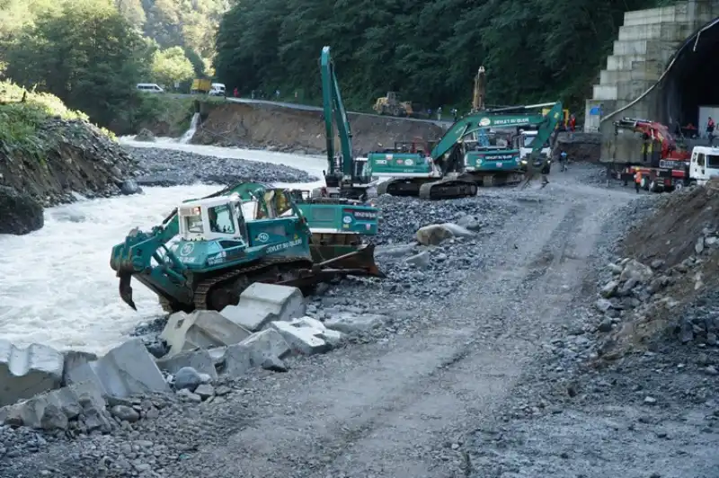 Rize'de Sel Felaketinin Bilançosu: 1,2 Milyar Lira
