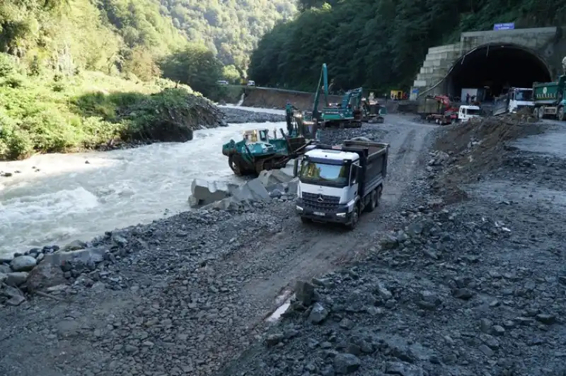 Rize'de Sel Felaketinin Bilançosu: 1,2 Milyar Lira