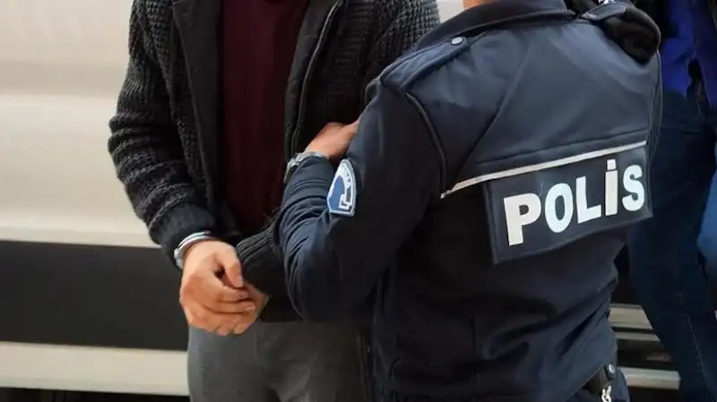 Rize'de Uyuşturucu Operasyonu 5 Tutuklama