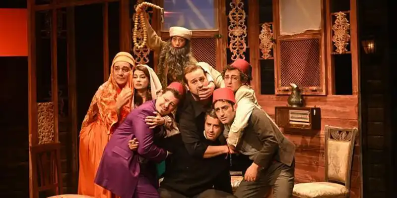 Rize’de Yeşilçam Tadında Tiyatro Şöleni