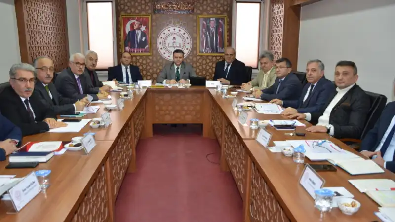 Rize’de Millî Eğitim Müdürleri Toplandı