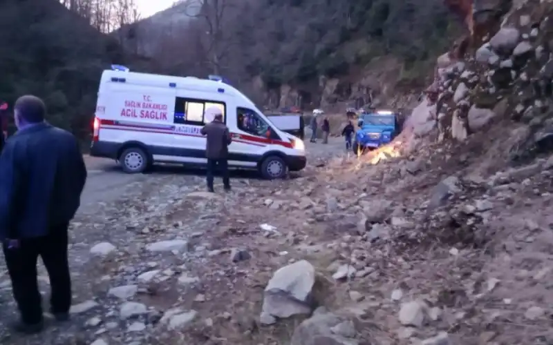 Fındıklı'da Feci Kaza2 Kişi Yaralandı