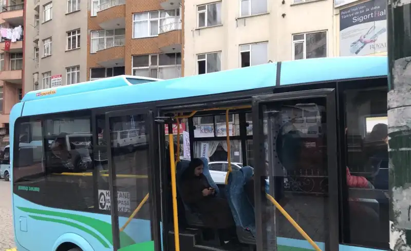 Rize’de Halk Otobüslerinde Geçici Sefer Saatleri Düzenlemesi