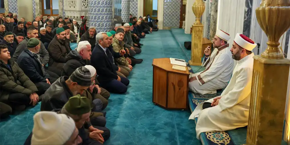 Berat Gecesi Rize’de Manevi İklimle İdrak Edildi