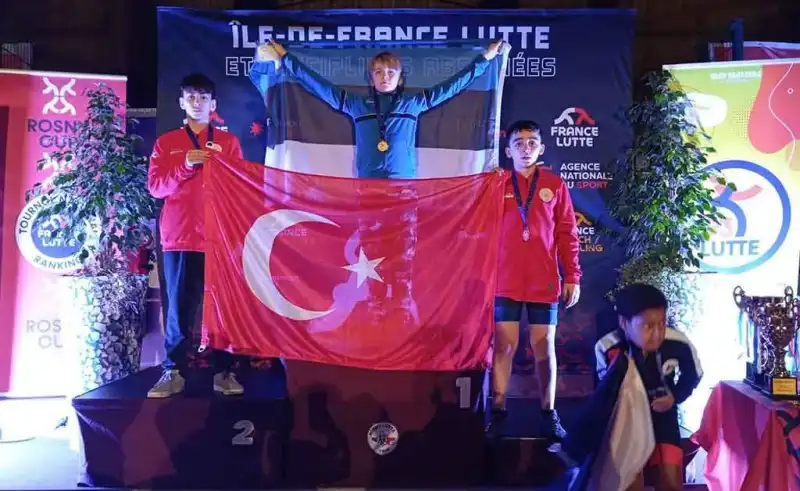 Rize Gençlik Spor Kulübü Rosny Cup’ta Şampiyon