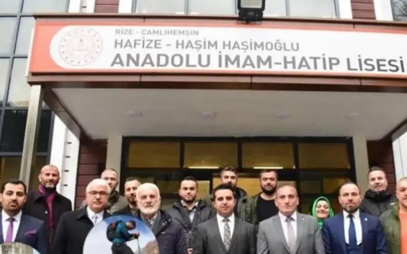 Çamlıhemşin'li Haşimoğlu Ailesinden Eğitime Anlamlı Vefa