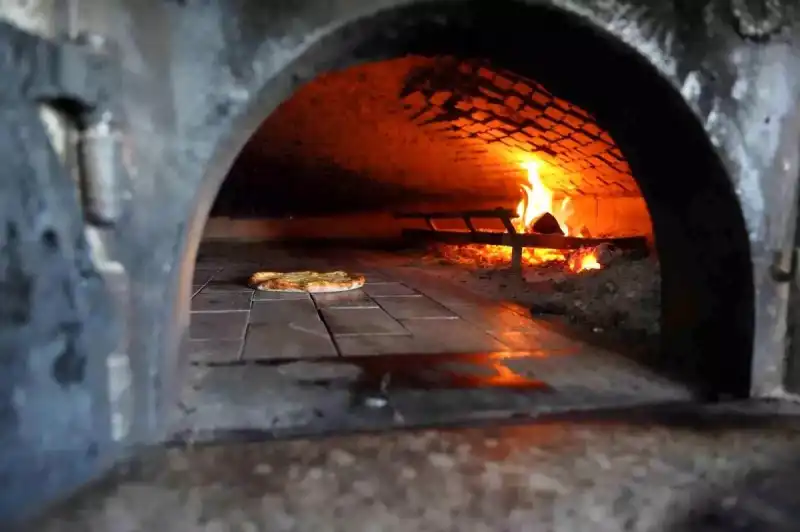 Derepazarı Pidesi: Gelenekten Geleceğe Uzanan Eşsiz Lezzet