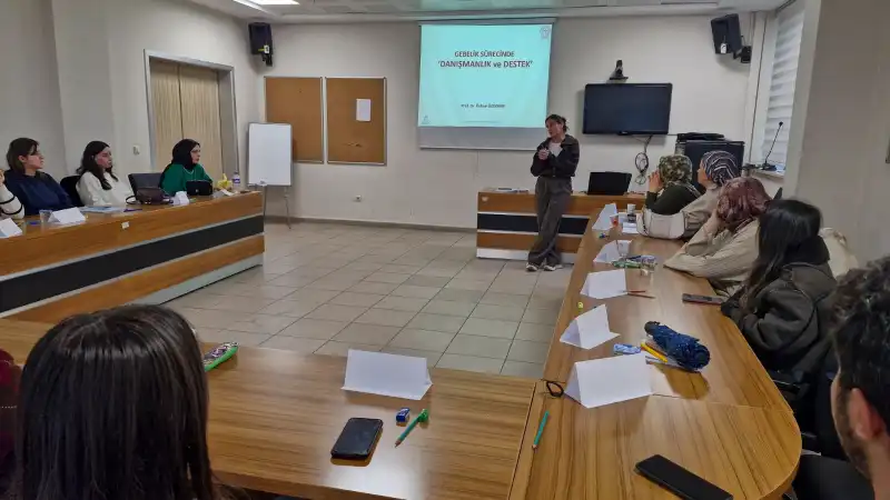 Rize’de Anne Sütü ve Emzirme Danışmanlığı Eğitimi Düzenlendi