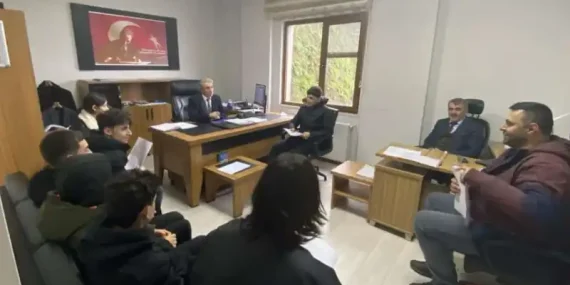 Derepazarı’nda Kan Seferberliğine Öğrencilerden Örnek Destek