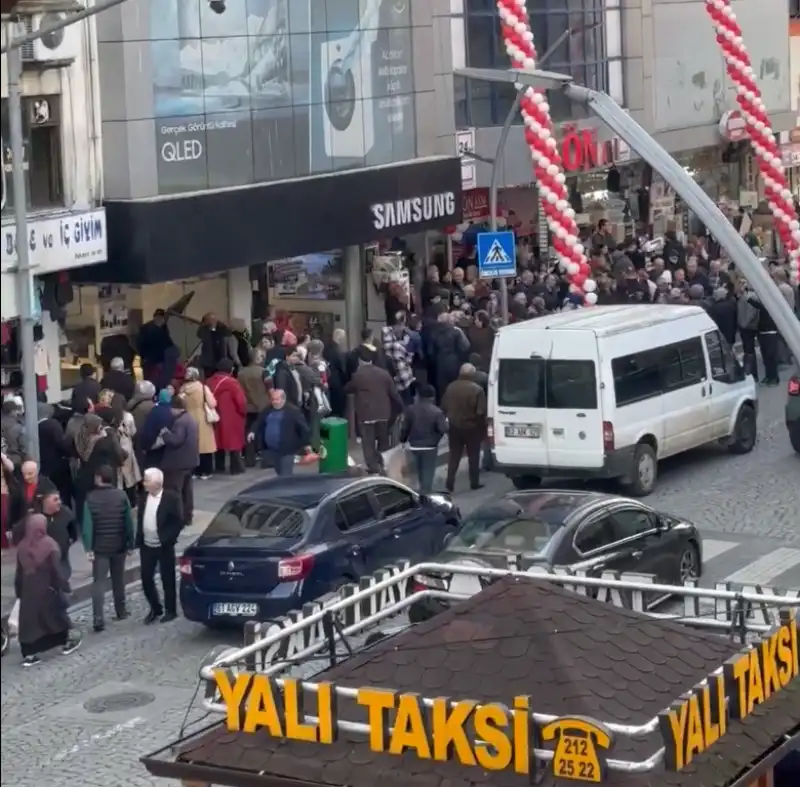 Rize’de Çekiliş Heyecanı İzdihama Dönüştü