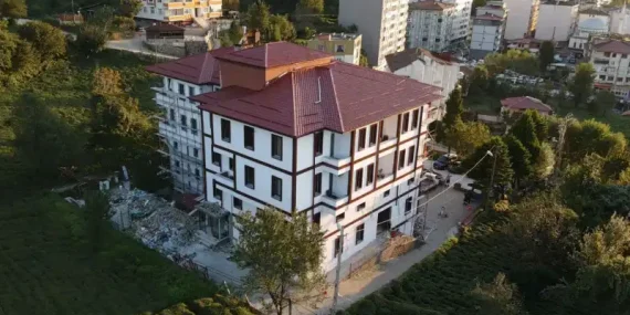 İyidere Mukaddes Kalkavan Devlet Hastanesi Yenilenen Yüzüyle Hizmette