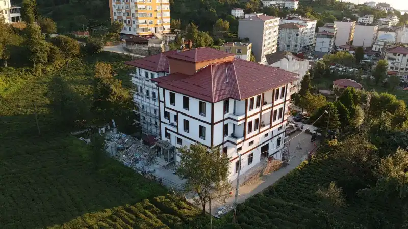 İyidere Mukaddes Kalkavan Devlet Hastanesi Yenilenen Yüzüyle Hizmette