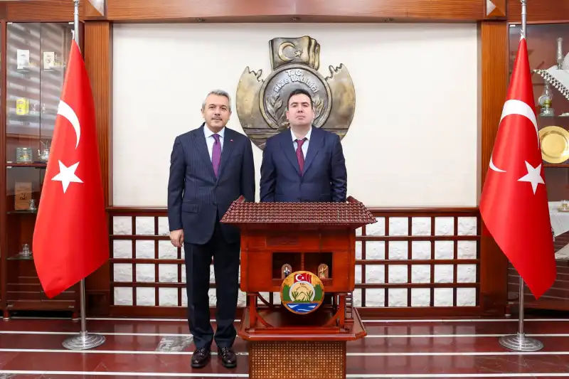 Adalet Bakan Yardımcısı Can Tuncay’dan Rize Valiliğine Ziyaret