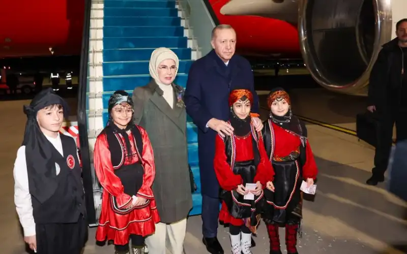 Cumhurbaşkanı Erdoğan Güneysu’da Hemşehrilerine Seslendi