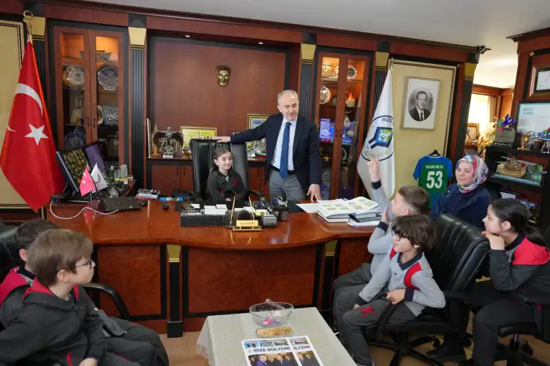 Miniklerden Başkan Metin’e Ziyaret