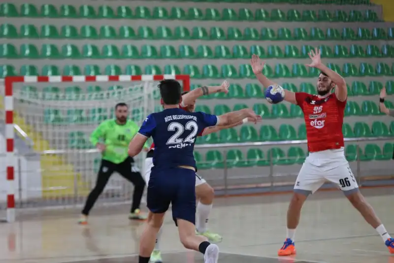 Rize Derbisinde Kazanan Rize Belediyesi Spor Kulübü Oldu