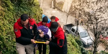 Ardeşen’de Heyelan Engelini Aşan Anlamlı Yardım