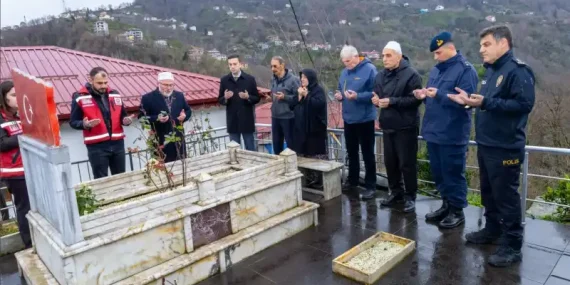 Çayelili Şehit Er Selçuk Uzun Dualarla Anıldı