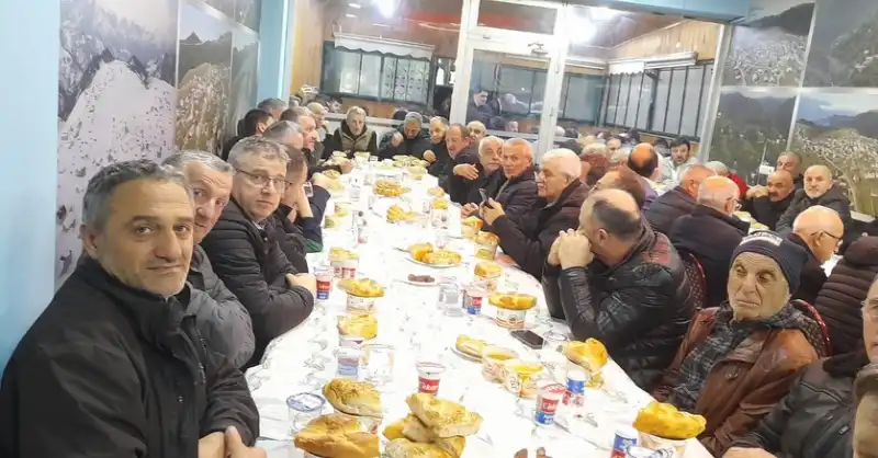 Gürdere Köyü İftarda Buluştu