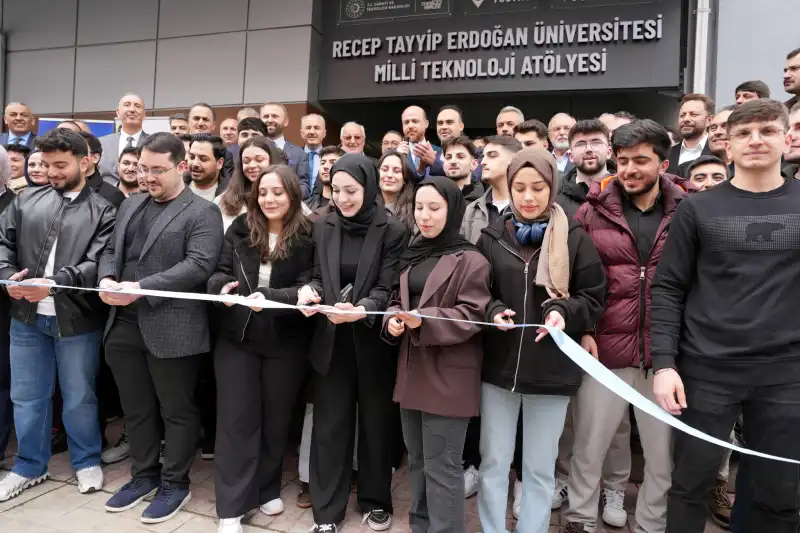 Rahmi Metin Programdan Programa Koştu