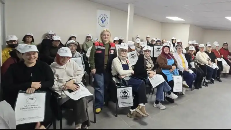 Rize’de 102 Kadın Çiftçiye Tarım ve Organik Üretim Eğitimi