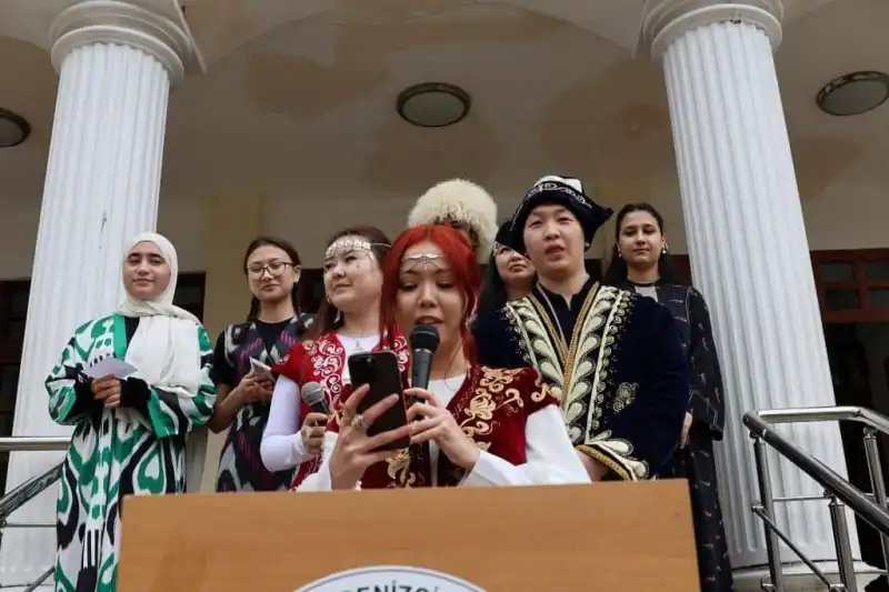 Rize’de Türk Dünyası Renkleri