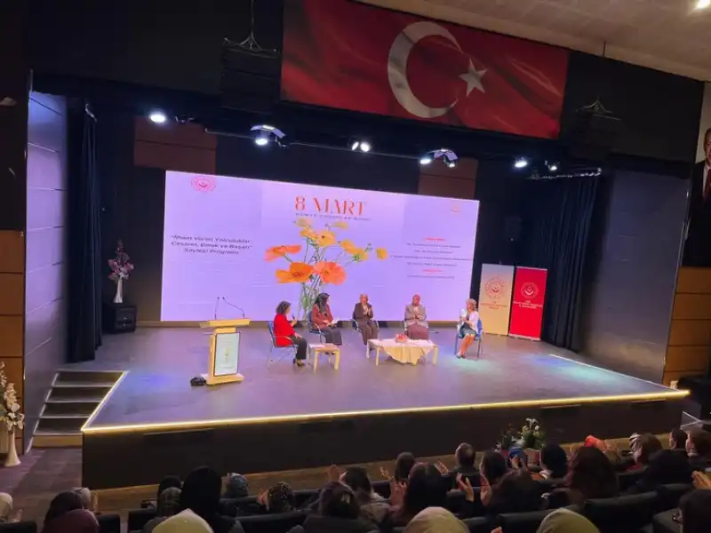 Rize’de 8 Mart Dünya Kadınlar Günü’ne Özel İlham Veren Söyleşi