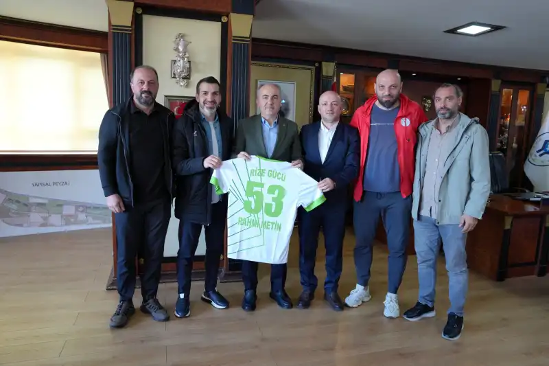 Veteranlardan Rize Belediyesi’ne Anlamlı Ziyaret