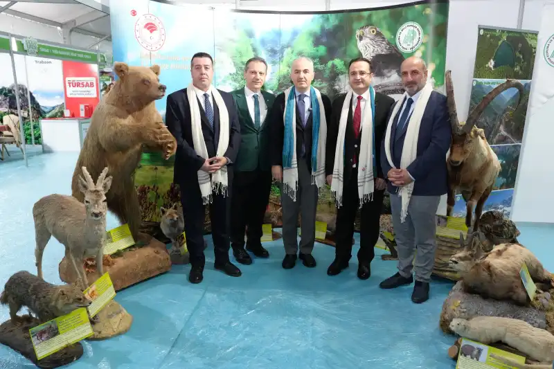 Rahmi Metin'den Kaçkar Turizm Fuarını Ziyaret