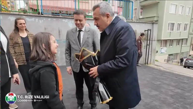 Rize Valisi Davete İcabet Etti