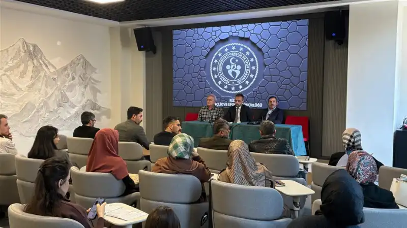 Rize’de Gençlik Çalışmaları Masaya Yatırıldı