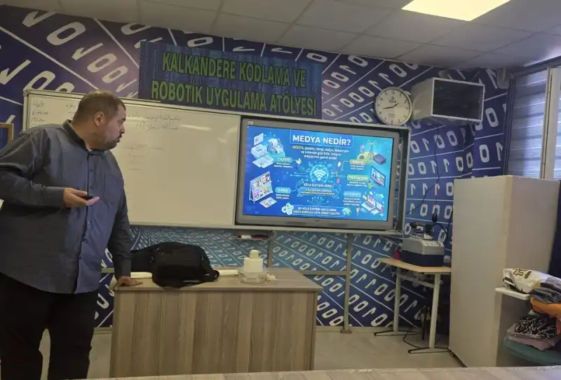 Kalkandere’de Dijital Farkındalık Eğitimi