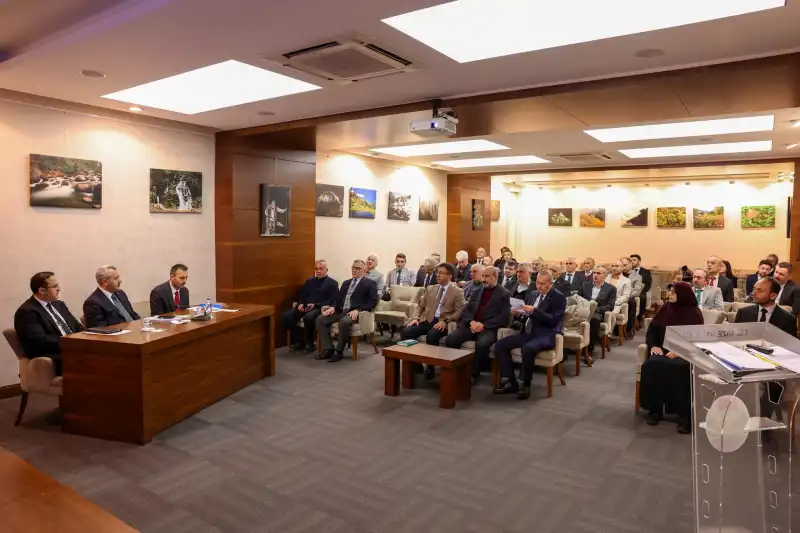 Rize Valiliği ev sahipliğinde gerçekleştirilen SANTEK 2026/1. Dönem Toplantısı’nda sanayi ve teknoloji yatırımları, Yerel Kalkınma Hamlesi Programı ve öncelikli yatırım alanları ele alındı.