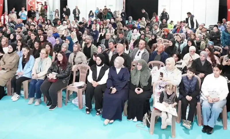 Rize'de Yazarlar Okuyucularla Buluştu