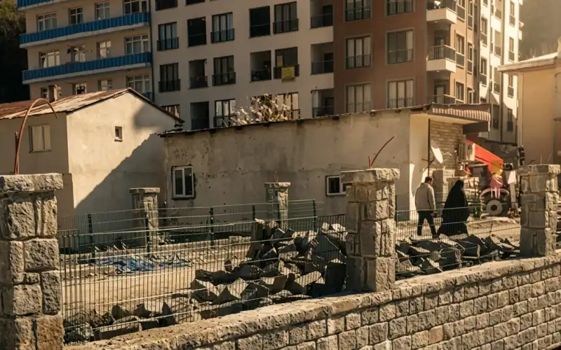 İkizdere’de Merkez Köprü Yenileme Çalışmaları Sürüyor