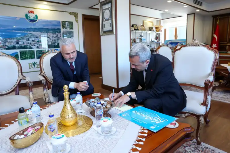 Rize Valisi Baydaş’tan Anlamlı Bağış