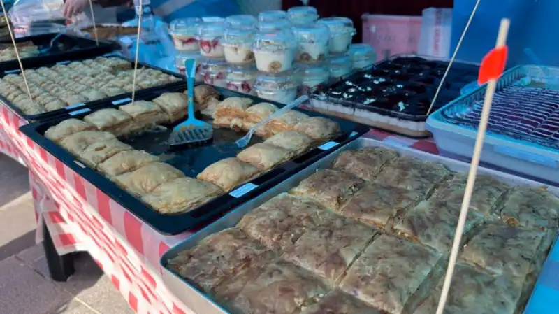 Rize’de “Hayır Çarşısı” ile Yeni Evlenecek Çiftlere Destek