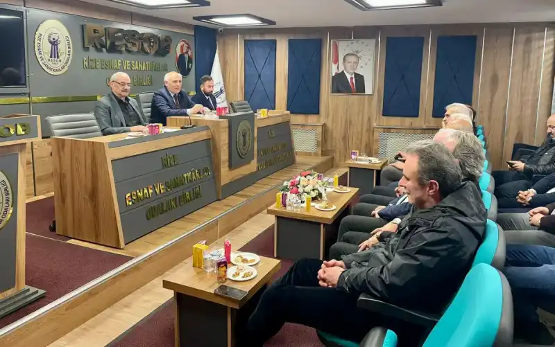 Rize’de Güven Veren Başkan Göreve Devam