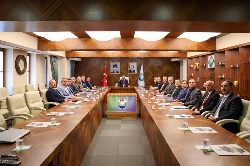 Rize’de Turizm, Çay Sezonu ve Bayram Yoğunluğu İçin Kritik Toplantı