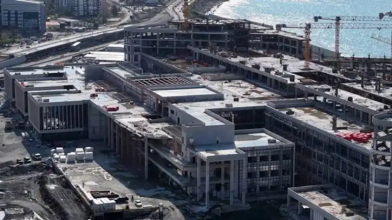Rize Şehir Hastanesi’nde Çalışmalar Tüm Hızıyla Sürüyor