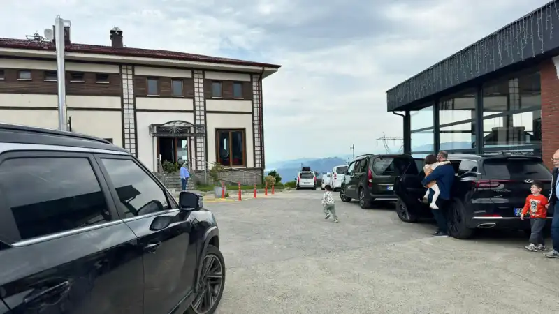 Rize Isırlık Tabiat Parkı Bayramda Dolup Taştı