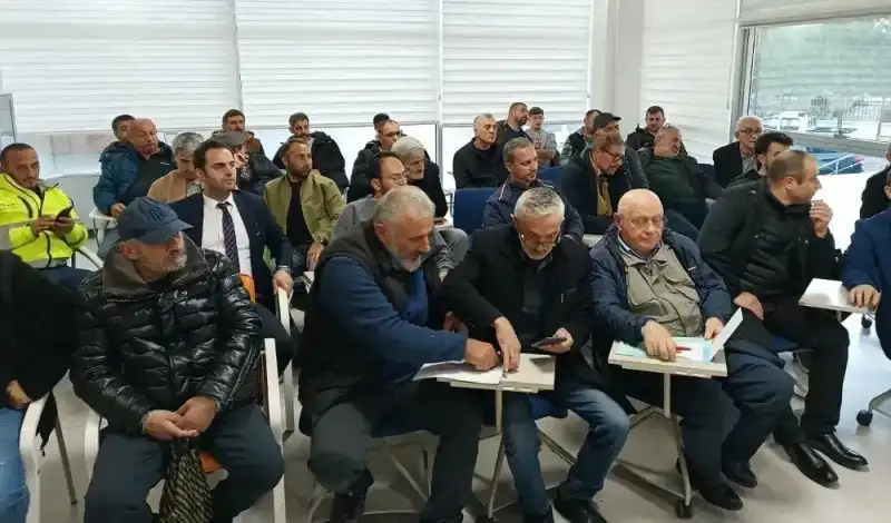 Çayeli’nde Arıcılık Kursuna Yoğun İlgi