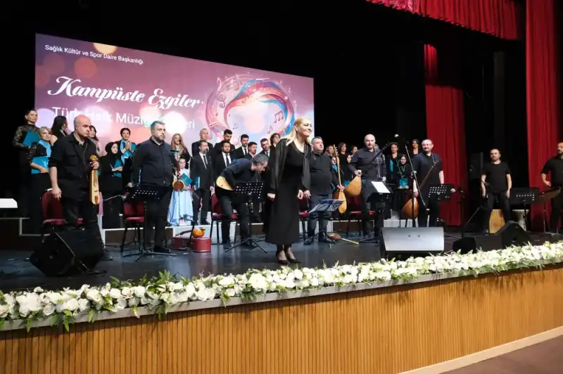RTEÜ’de Türk Halk Müziği Rüzgârı Esti