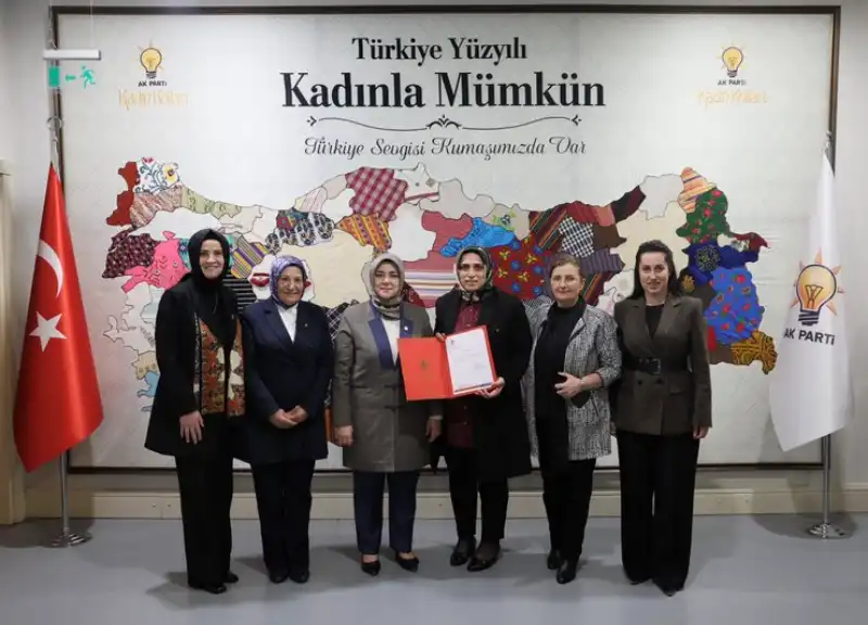AK Parti Kalkandere Kadın Kolları’nda Görev Değişimi